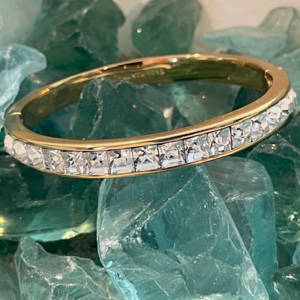 KATE SPADE NEAPOLITAN BANGLE BRACELET HINGED CLOSE CLEAR CRYSTALS PREOWNED